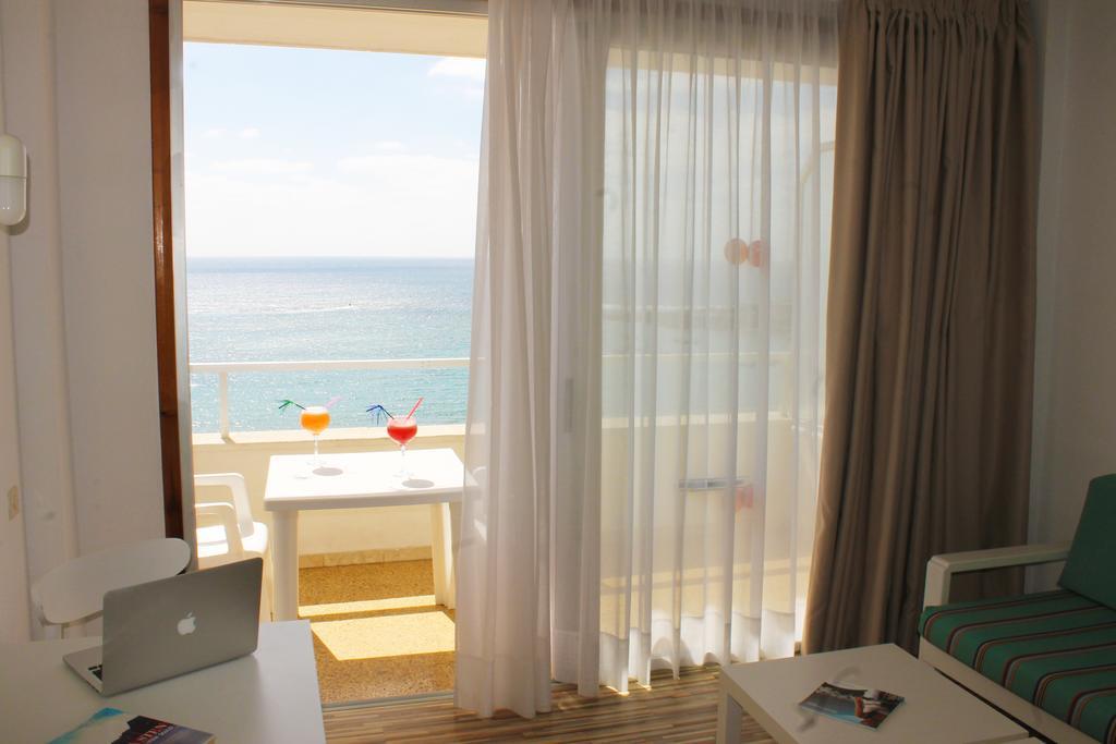 Apartamentos Luz Playa Las Palmas de Gran Canaria Bagian luar foto
