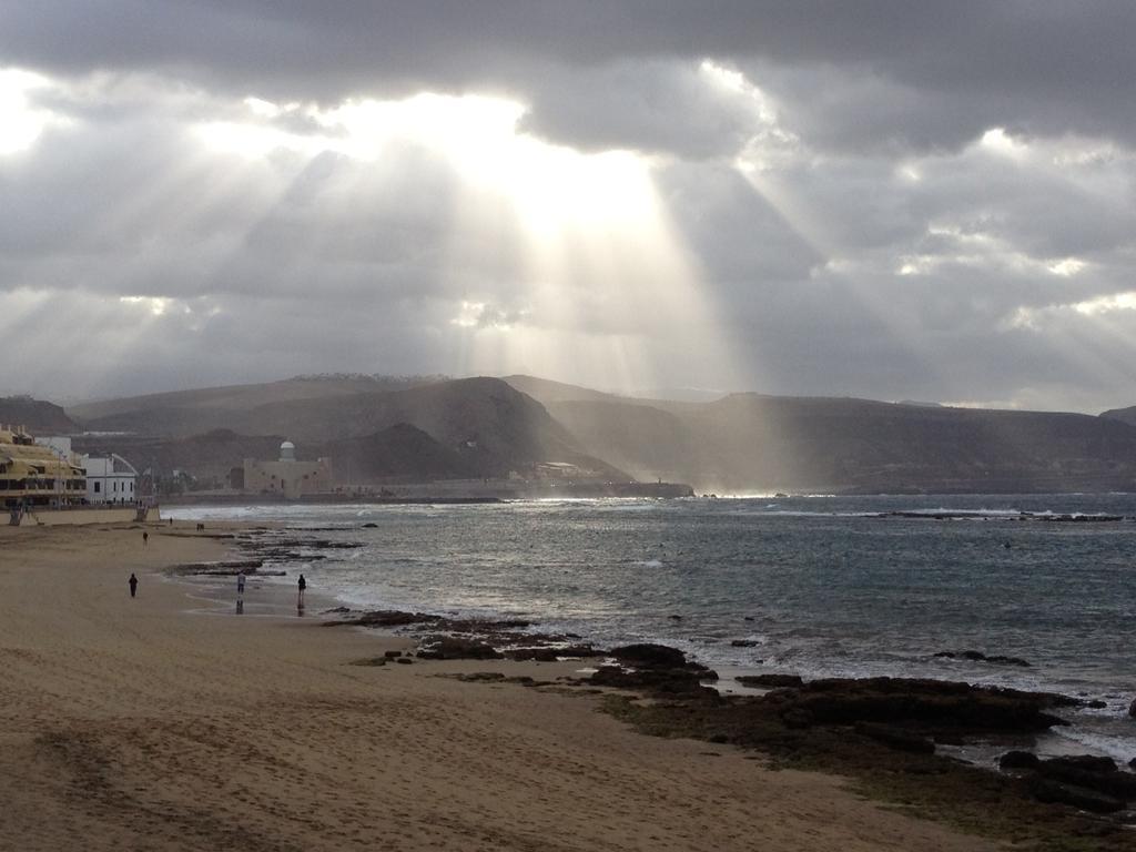 Apartamentos Luz Playa Las Palmas de Gran Canaria Bagian luar foto